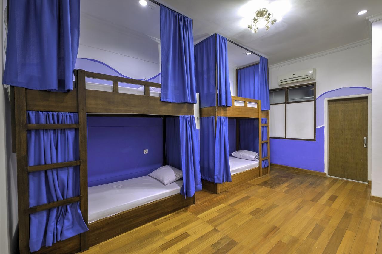 Riverside Hostel Padang ภายนอก รูปภาพ